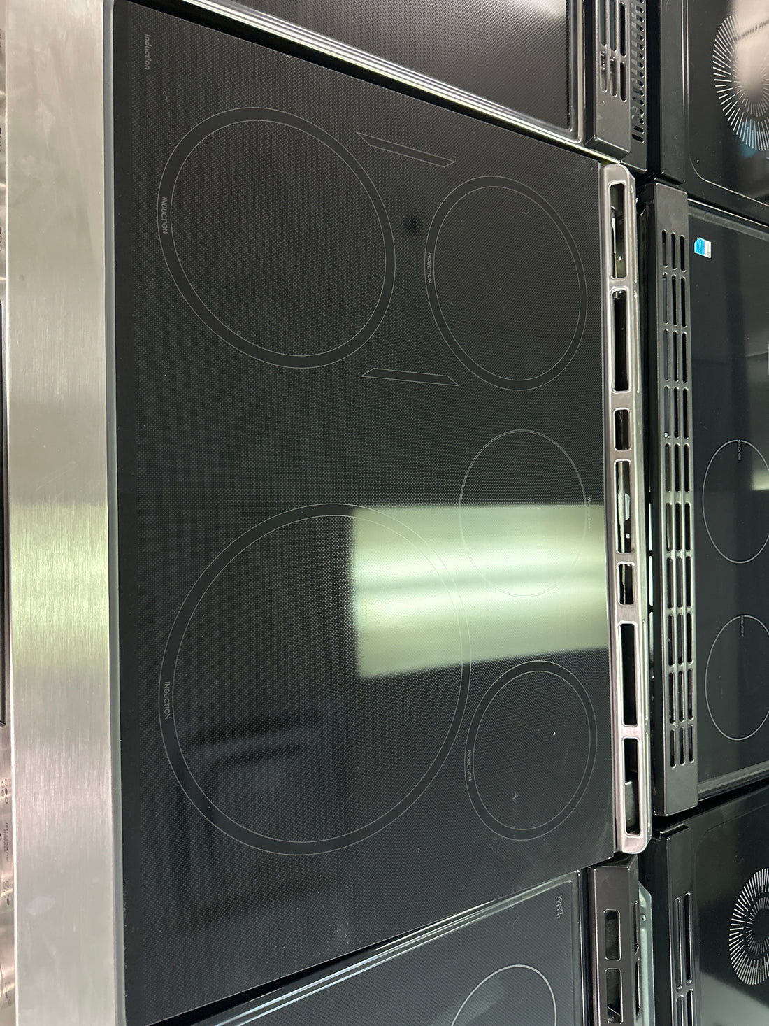 Cuisinière induction 30" - CCHS950P2MS1 - Café - Boîte ouverte