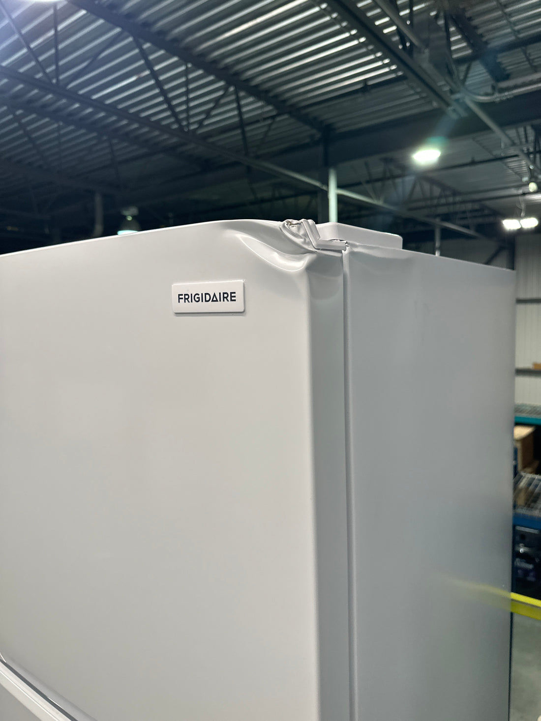 Réfrigérateur 28" - FFHT1822UW - FRIGIDAIRE - Tel Quel