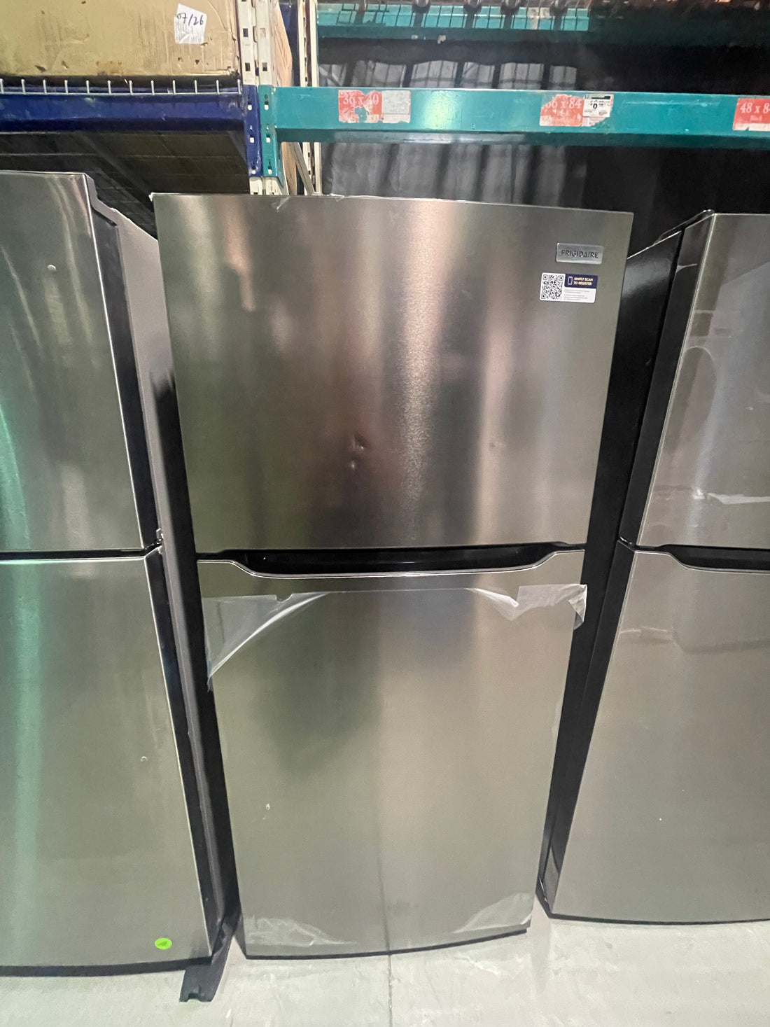 Réfrigérateur une porte 30" - Frigidaire - FFTR1835VS - Tel quel